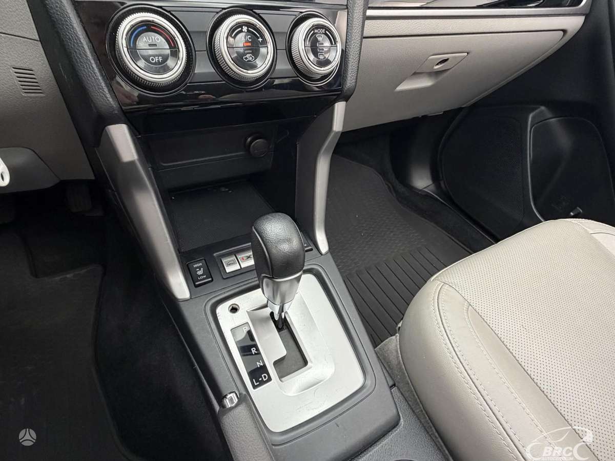 Subaru Forester, 2.5 l., off-road / crossover