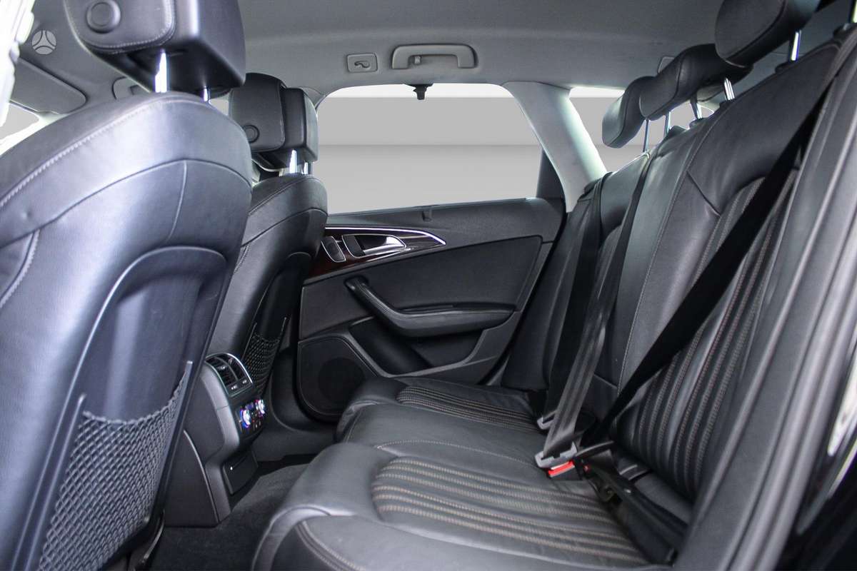 Audi A6 allroad, 3.0 l., Универсал