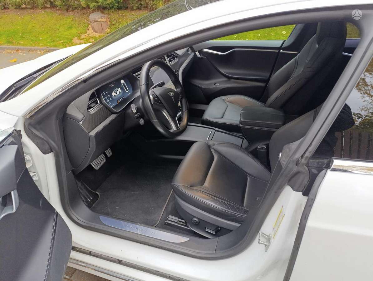 Tesla Model S, 90 kWh, hečbekas