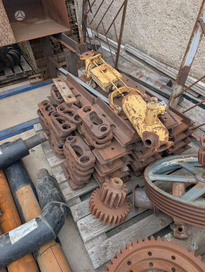 -Kita- T130, construction and road construction equipment