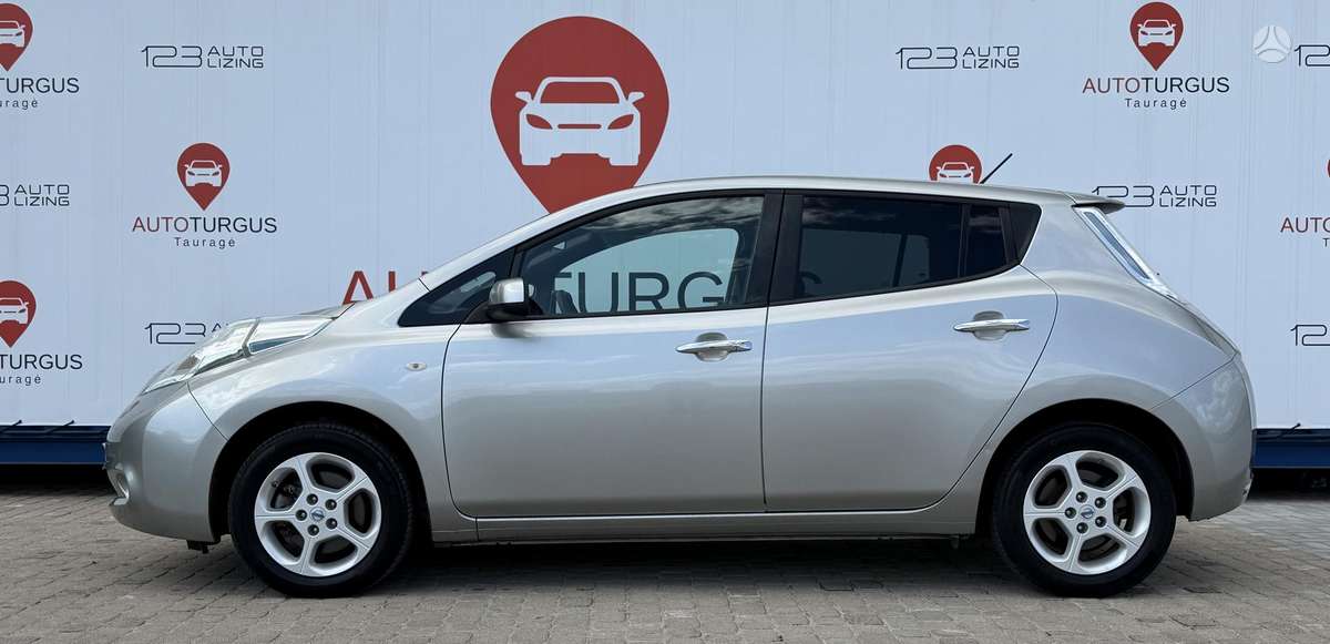 Nissan Leaf, 24 кВт·ч, Хэтчбек