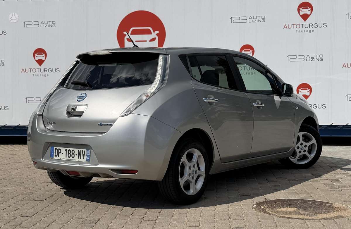 Nissan Leaf, 24 кВт·ч, Хэтчбек