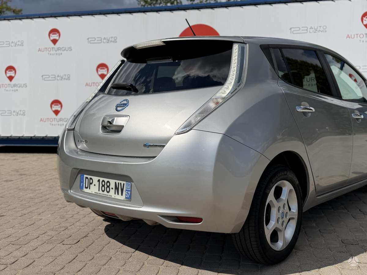 Nissan Leaf, 24 кВт·ч, Хэтчбек