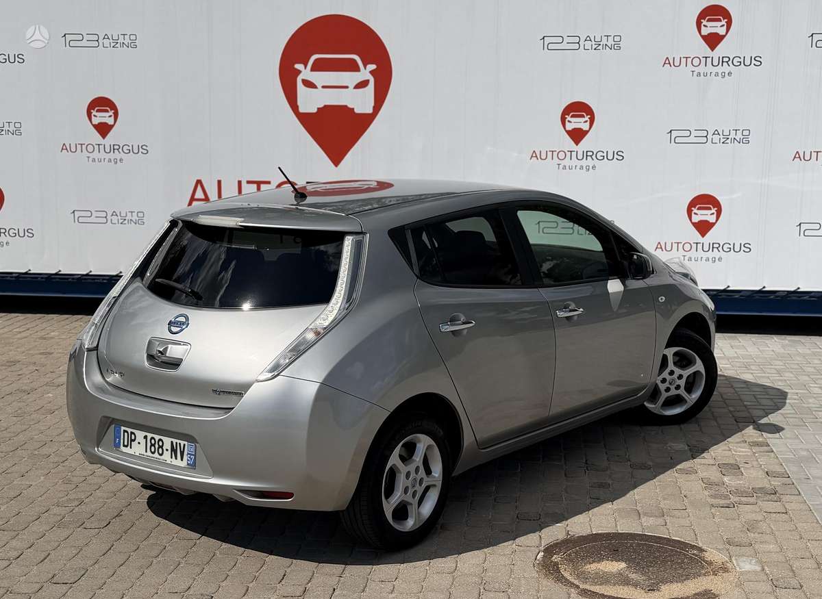 Nissan Leaf, 24 кВт·ч, Хэтчбек