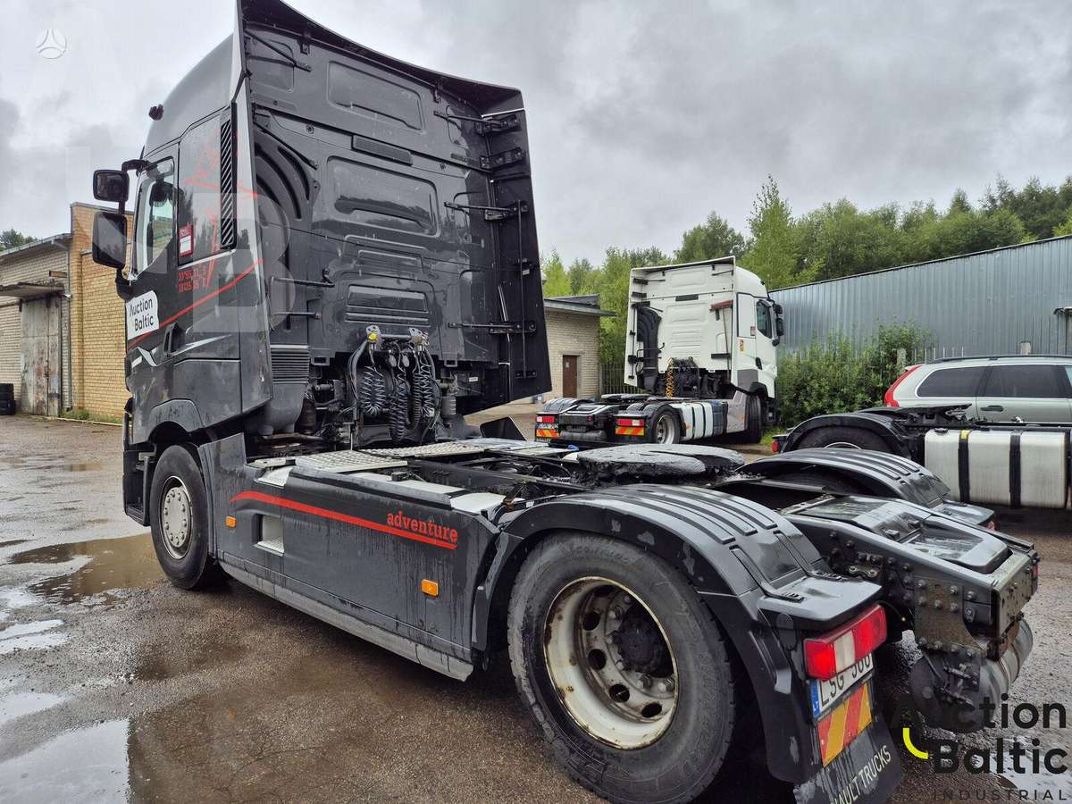 Renault T520, other