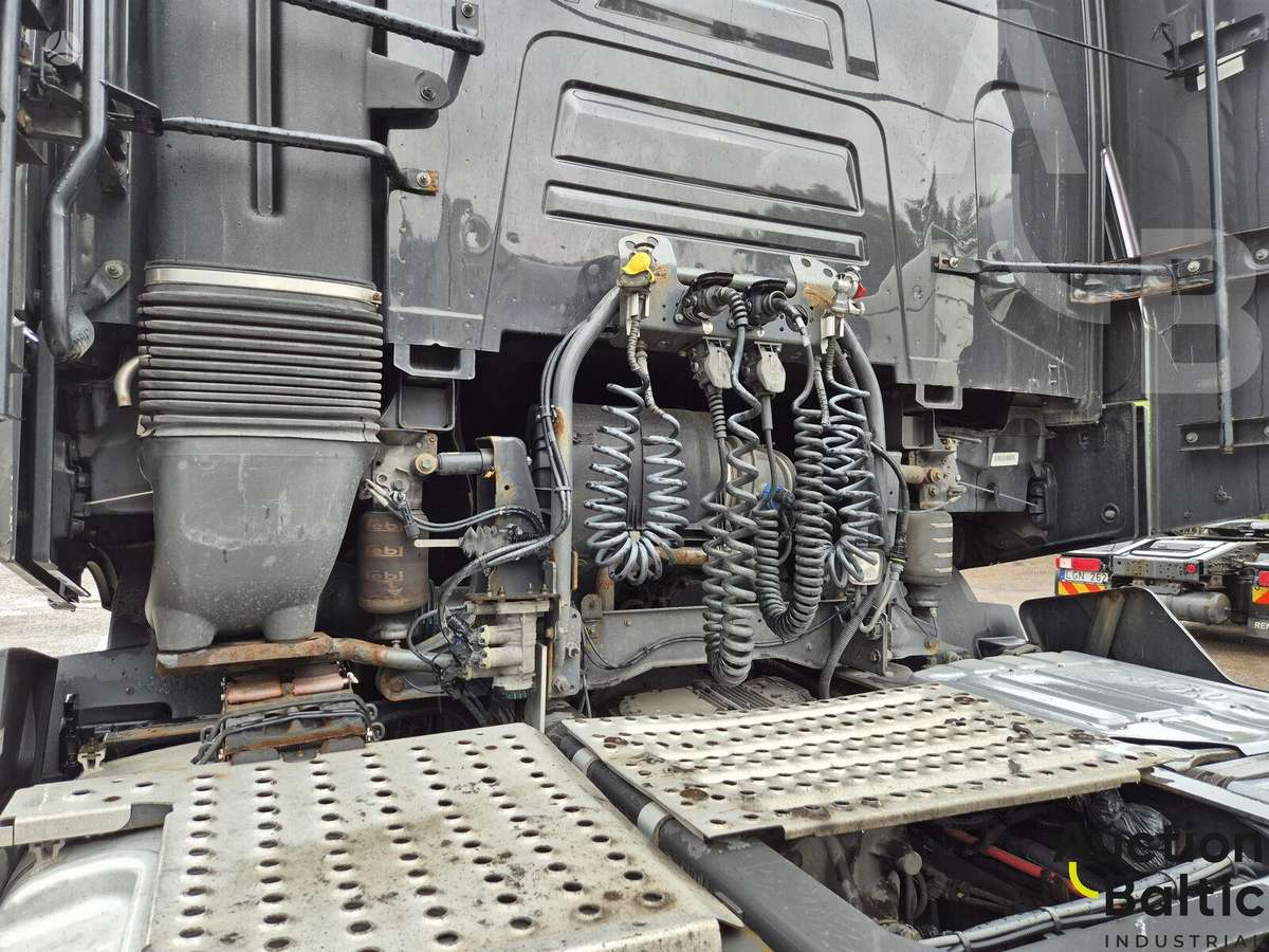 Renault T520, other