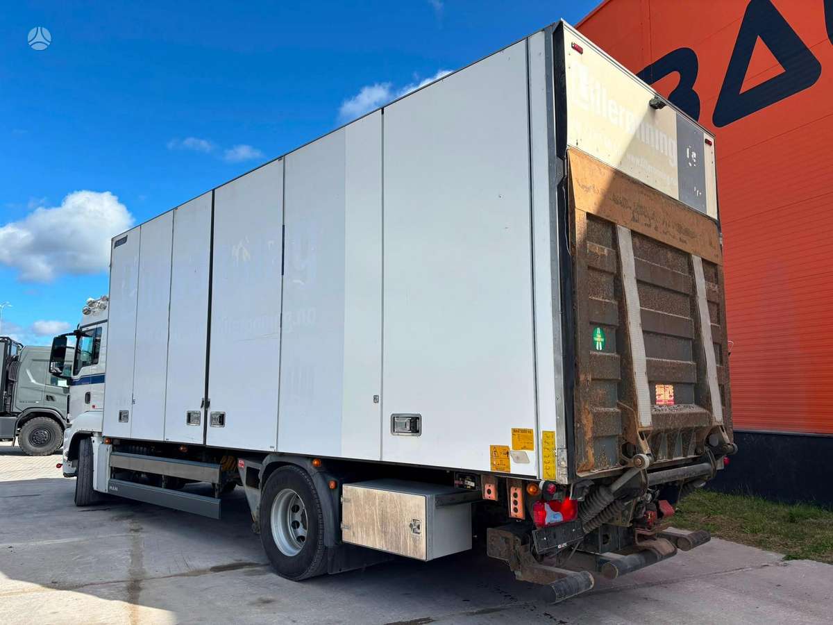 MAN TGS 18.320 4x2, box trucks / box vans