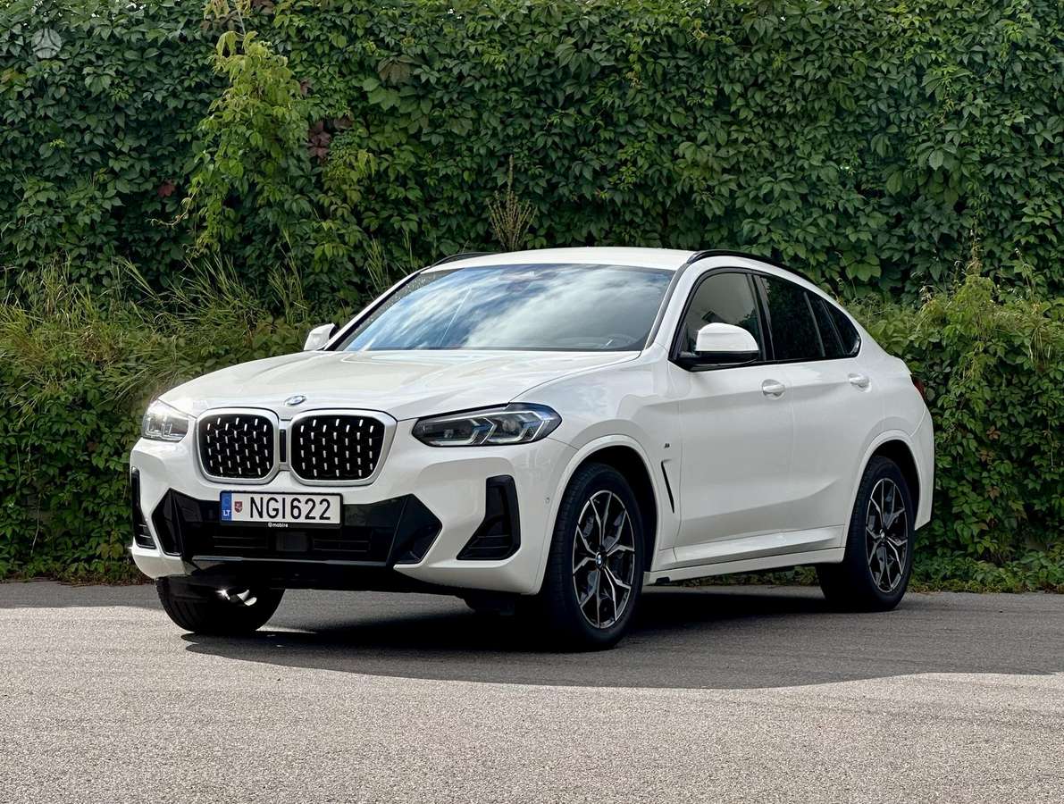 BMW X4, off-road / crossover
