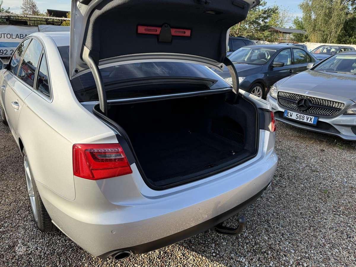 Audi A6, 3.0 l., sedanas