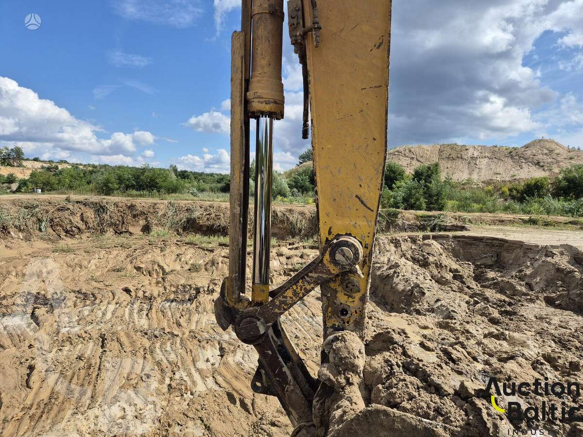 Komatsu PC350LC-8, ekskavatoriai