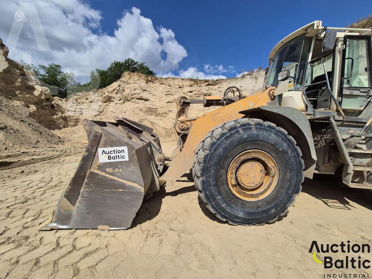 Liebherr L 564, frontal loader