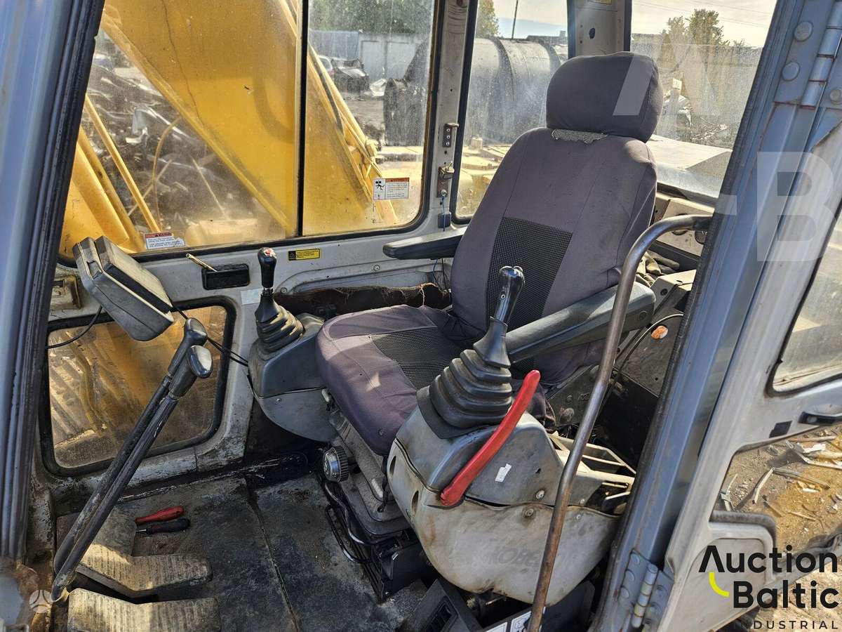Kobelco SK 210 LC-1A, excavator