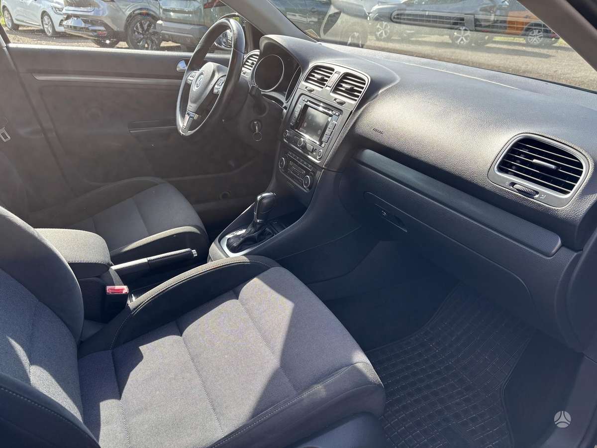 Volkswagen Golf, 1.2 l., Универсал