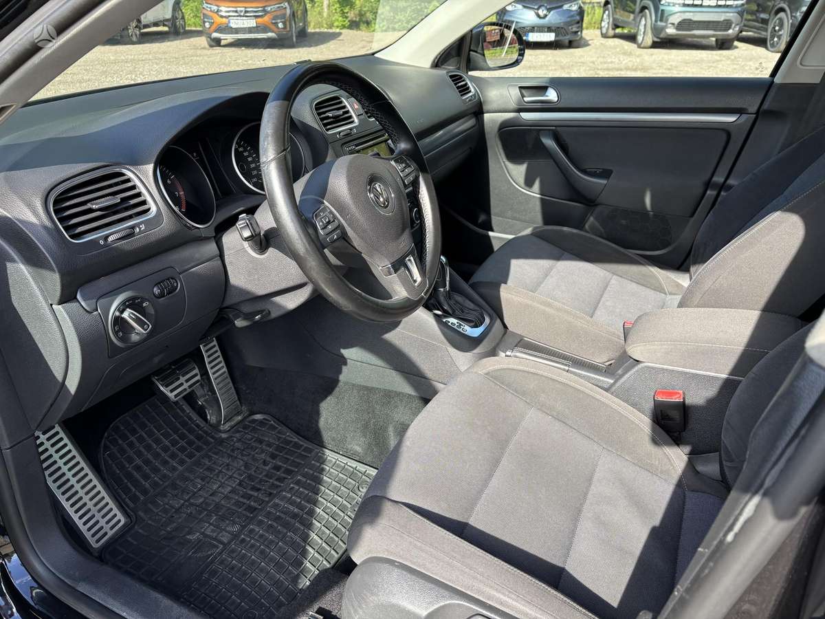 Volkswagen Golf, 1.2 l., Универсал