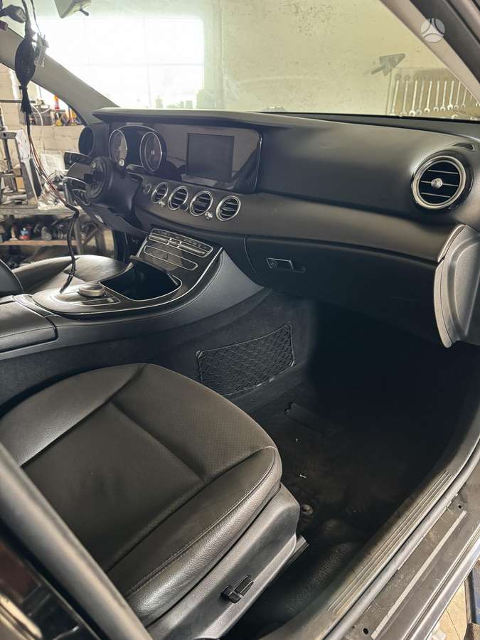 Mercedes-Benz E220, 2.0 l., Универсал