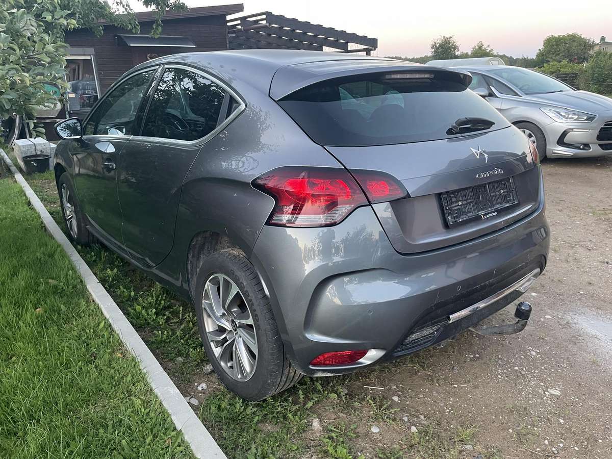 Citroen DS4, 1.6 l., Хэтчбек