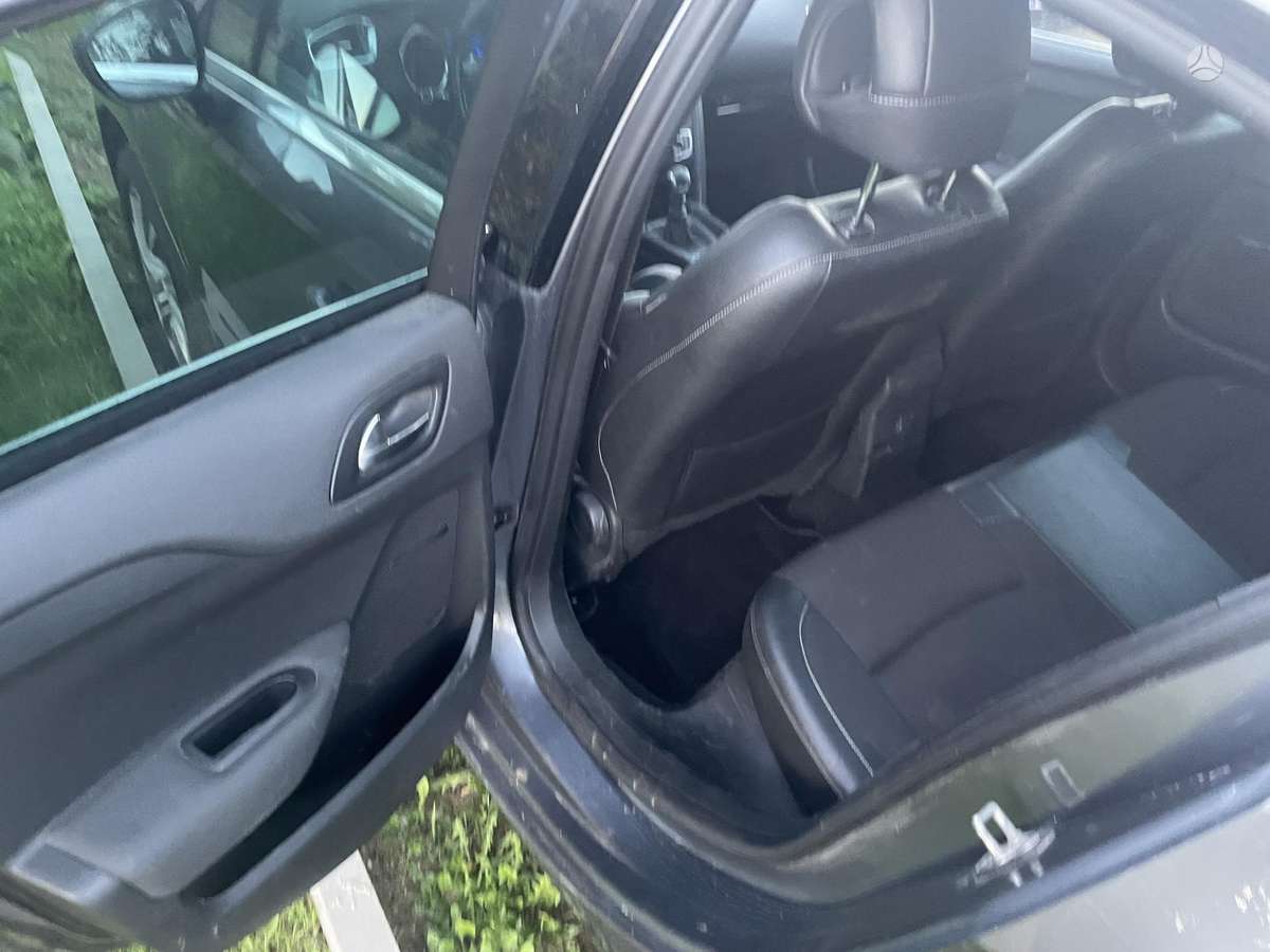 Citroen DS4, 1.6 l., hatchback