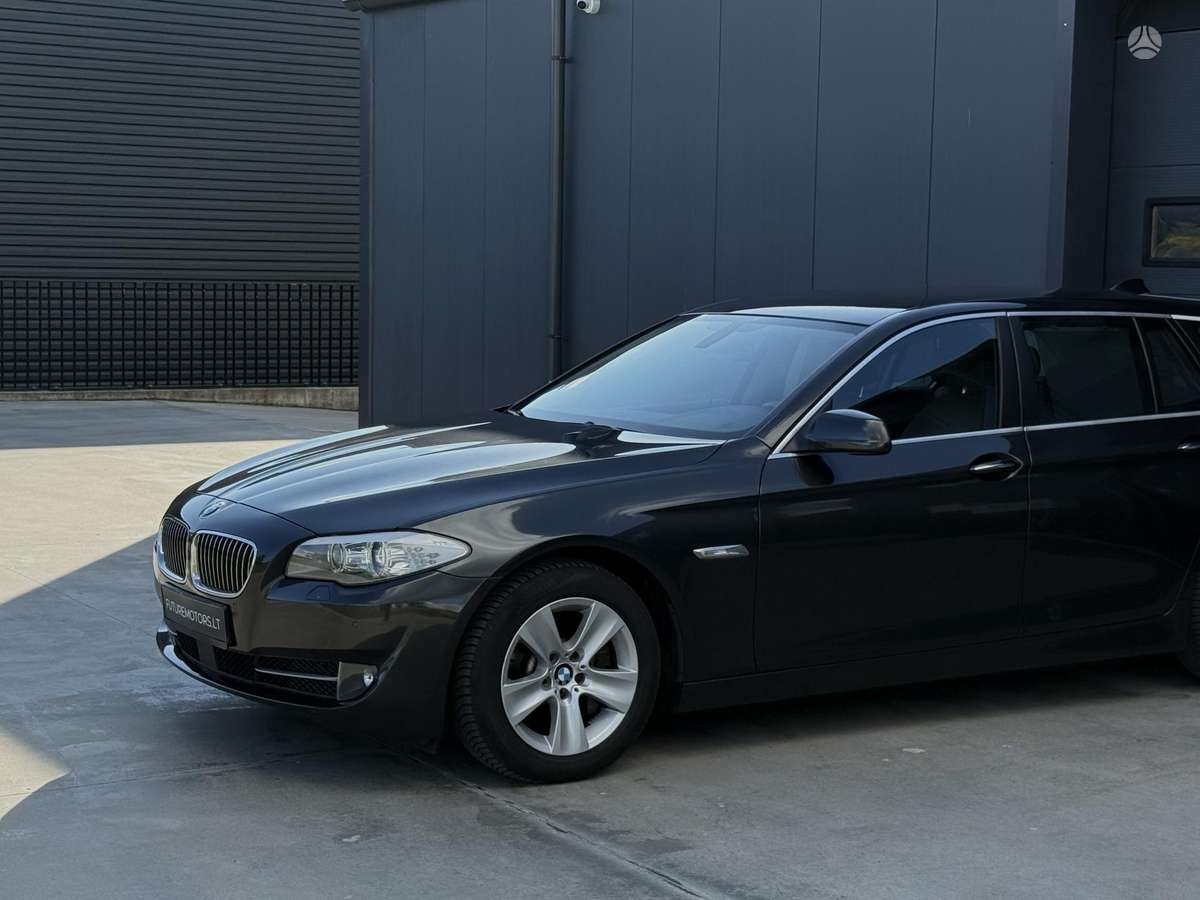 BMW 520, 2.0 l., wagon