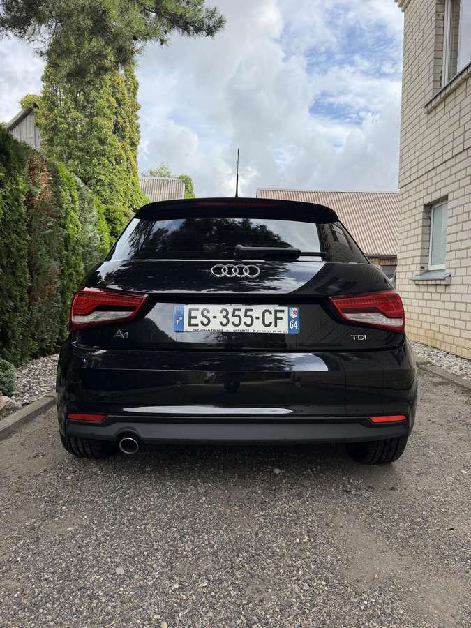 Audi A1, 1.4 l., Хэтчбек