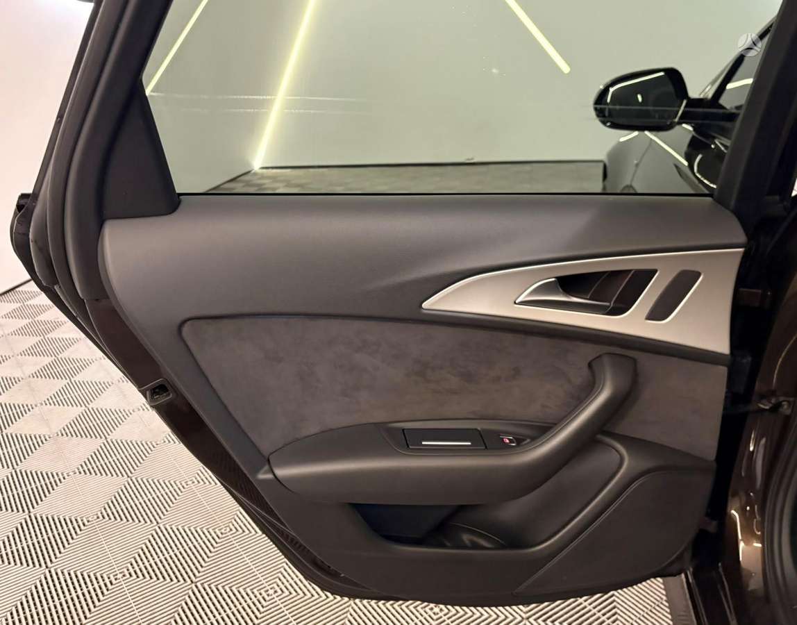Audi A6, 3.0 l., wagon