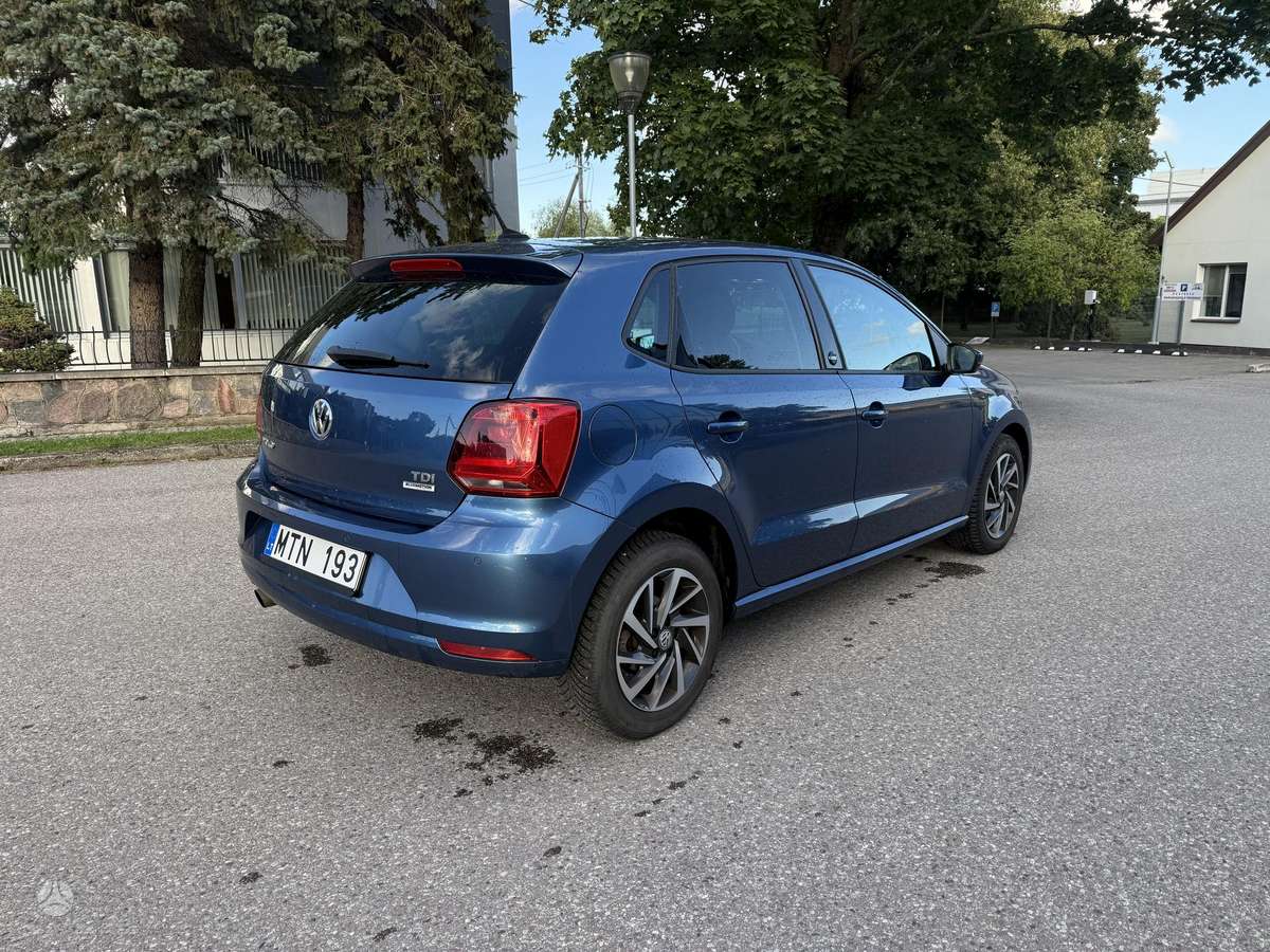 Volkswagen Polo - 4