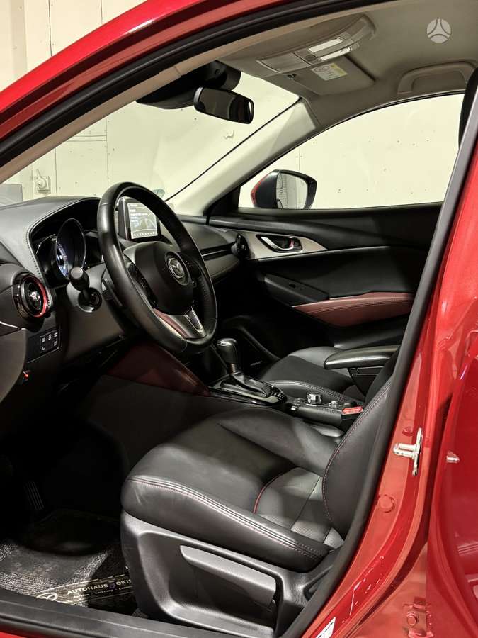 Mazda CX-3, 2.0 l., off-road / crossover