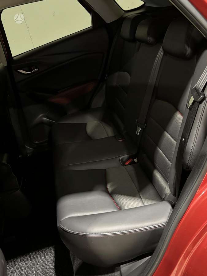 Mazda CX-3, 2.0 l., off-road / crossover