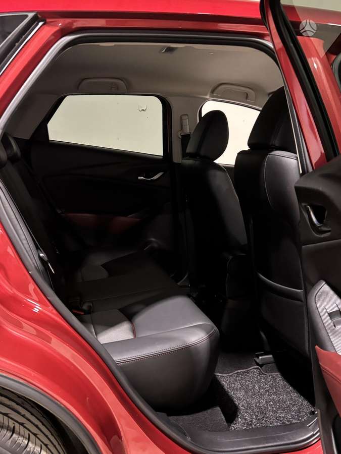 Mazda CX-3, 2.0 l., off-road / crossover