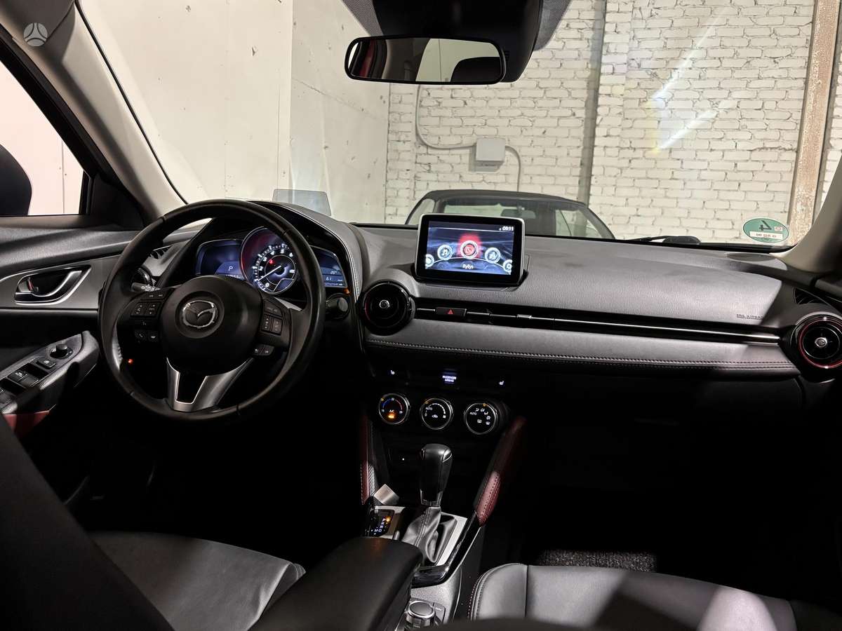 Mazda CX-3, 2.0 l., off-road / crossover