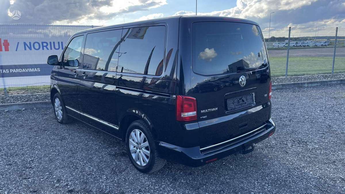 Volkswagen Multivan, 2.0 l., Минивэн