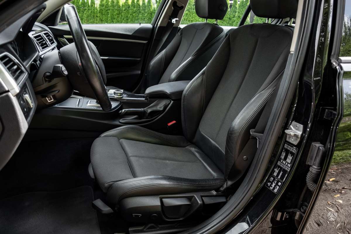 BMW 320, 2.0 l., Седан