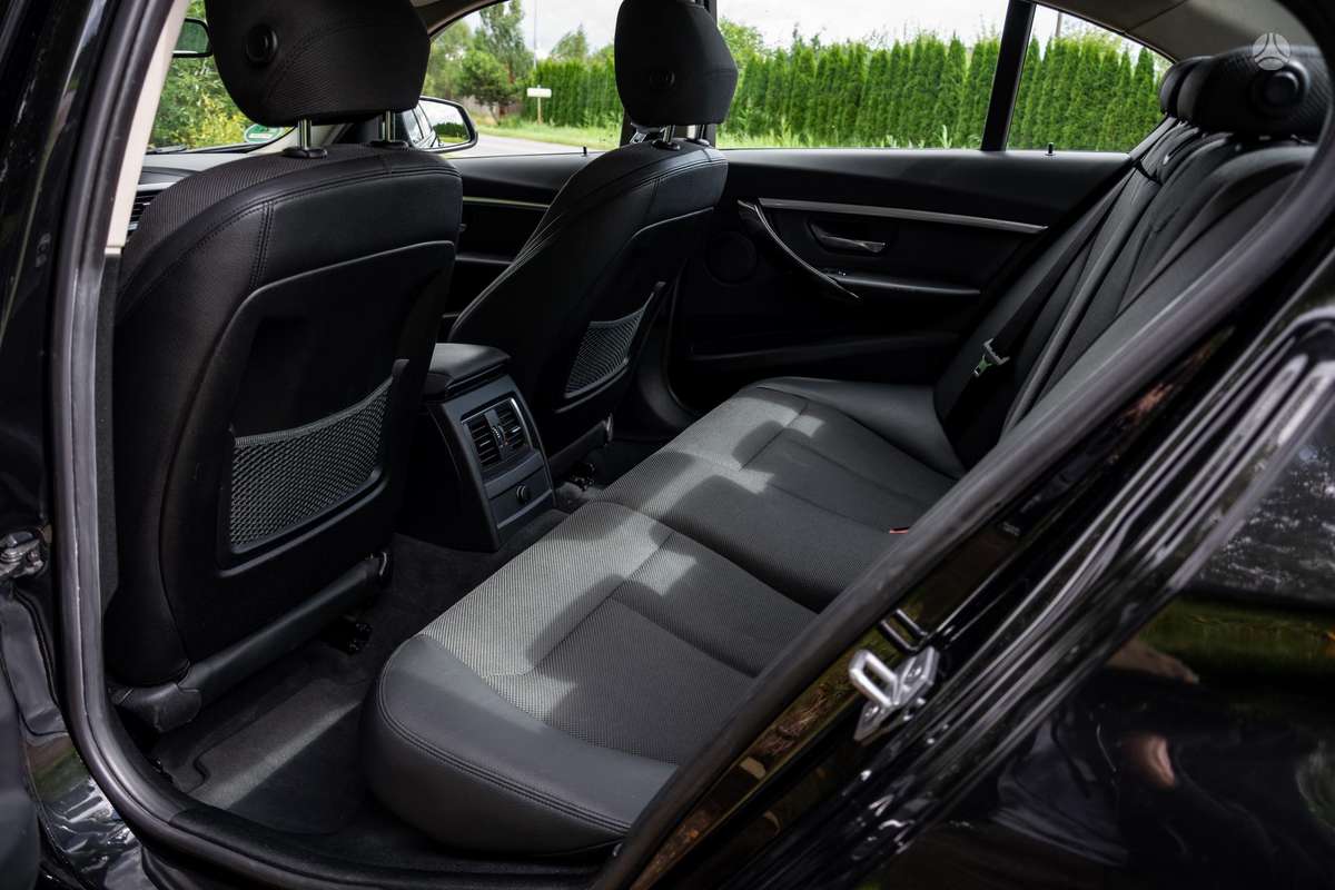 BMW 320, 2.0 l., Седан
