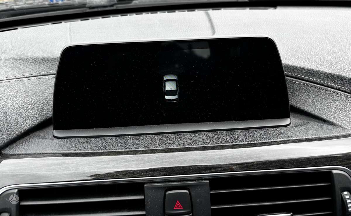 BMW 320, 2.0 l., Седан