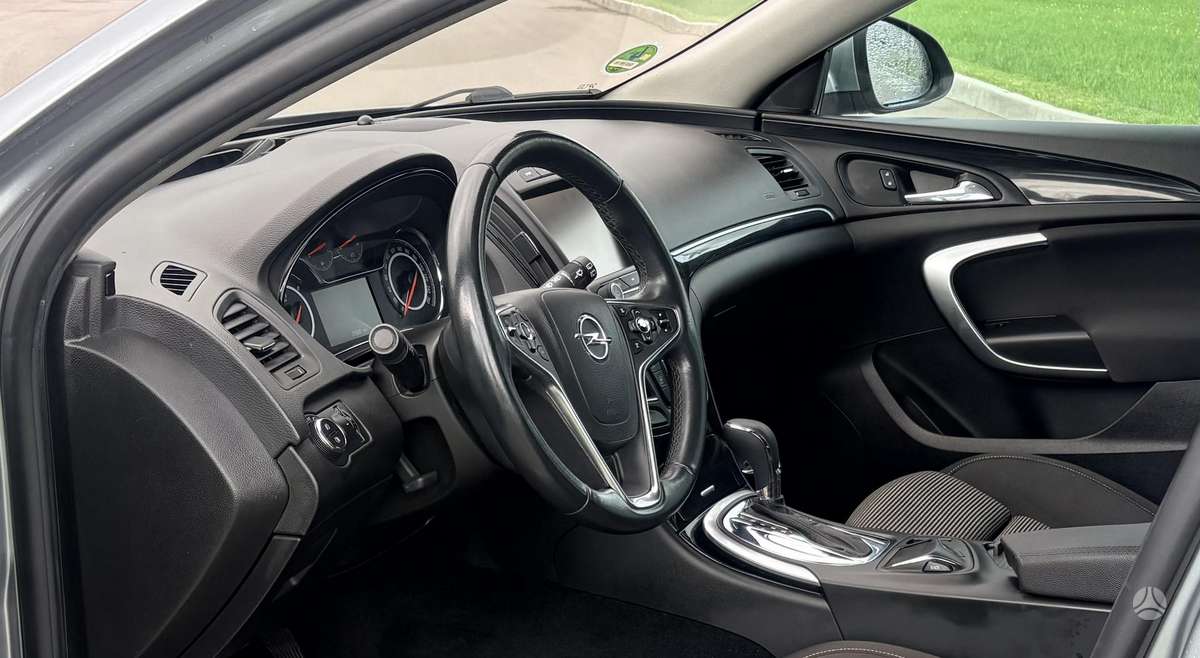 Opel Insignia, 2.0 l., Универсал