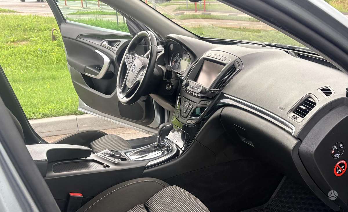 Opel Insignia, 2.0 l., Универсал