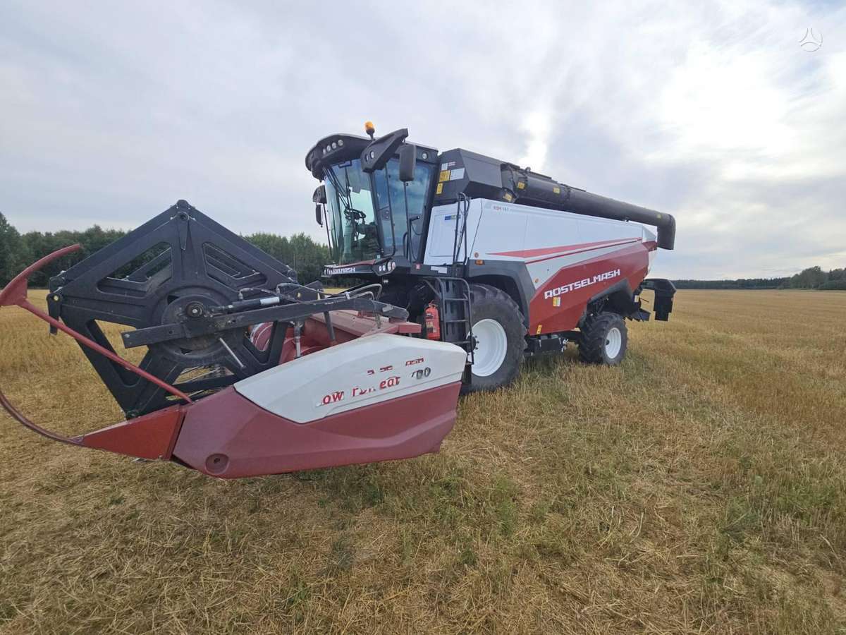 Rostselmash RSM 161, комбайны