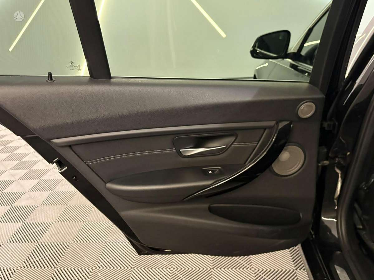 BMW 320, 2.0 l., Универсал