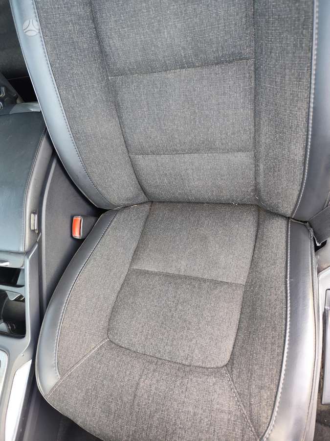 Volvo XC70, Внедорожник / Кроссовер