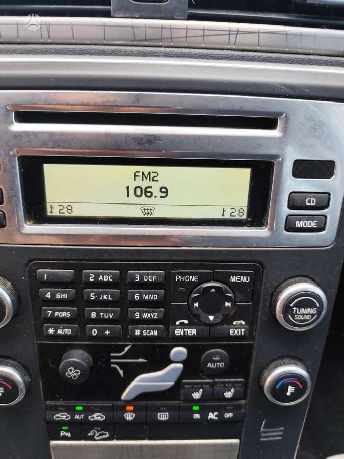 Volvo XC70, Внедорожник / Кроссовер