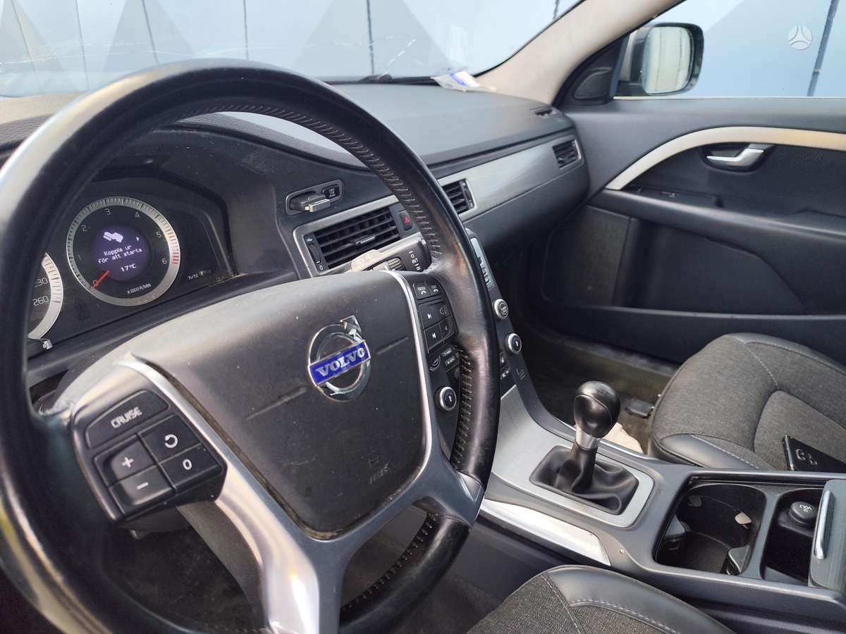 Volvo XC70, Внедорожник / Кроссовер