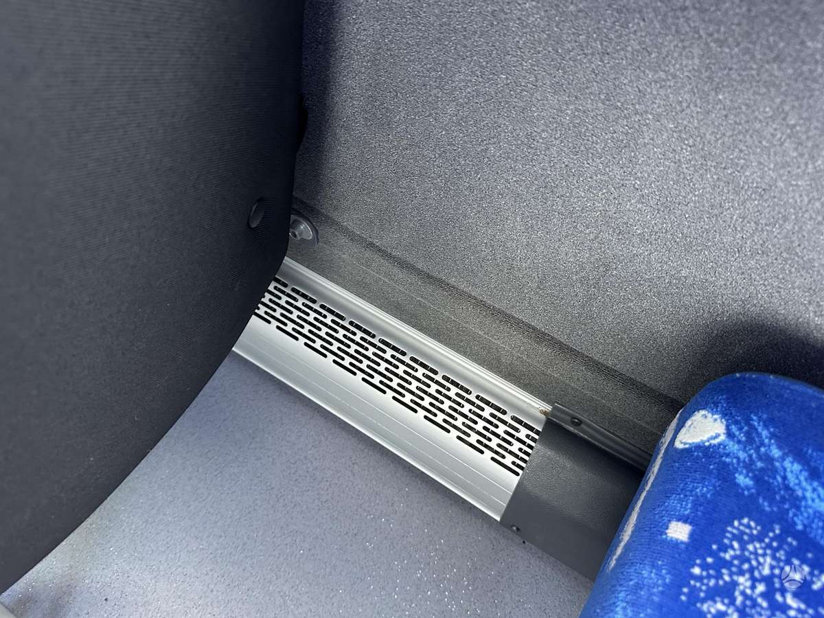 Mercedes-Benz Sprinter, passenger minibus