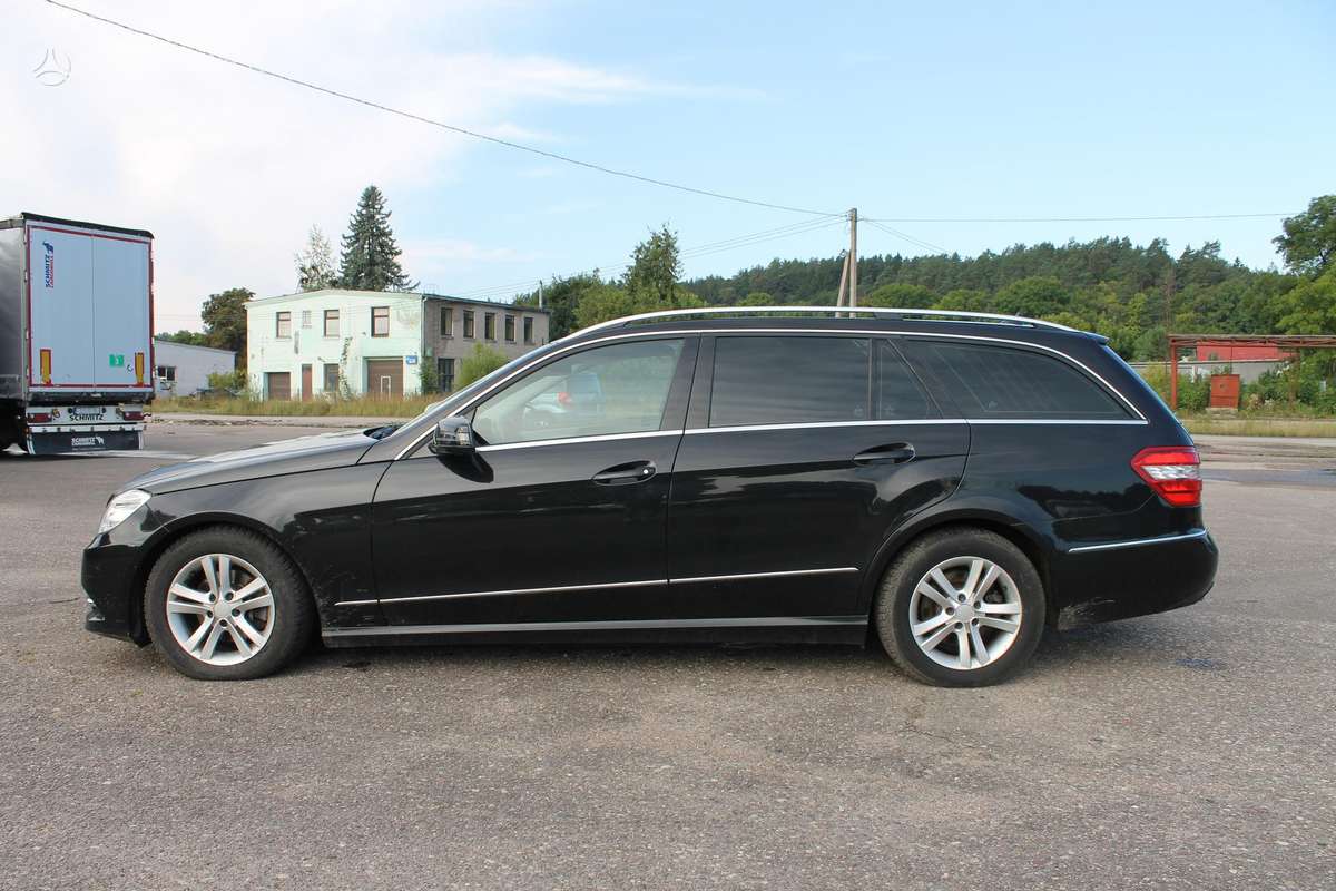 Mercedes-Benz E220, 2.1 l., Универсал