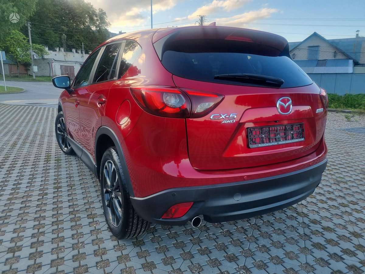 Mazda CX-5, 2.2 l., off-road / crossover