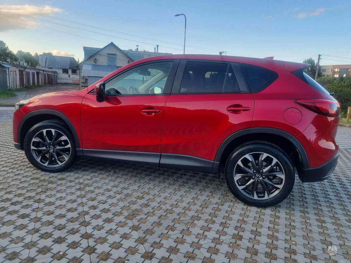 Mazda CX-5, 2.2 l., off-road / crossover