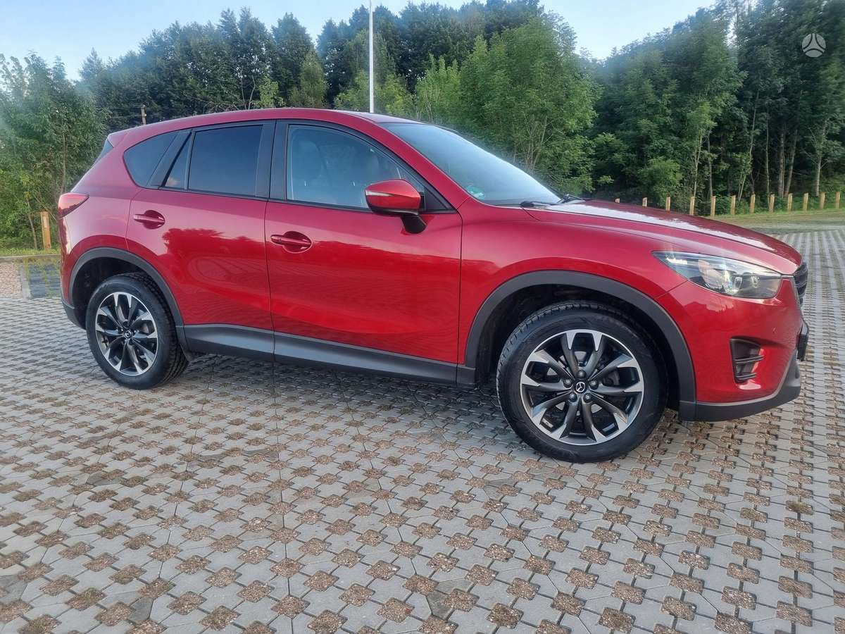 Mazda CX-5, 2.2 l., off-road / crossover