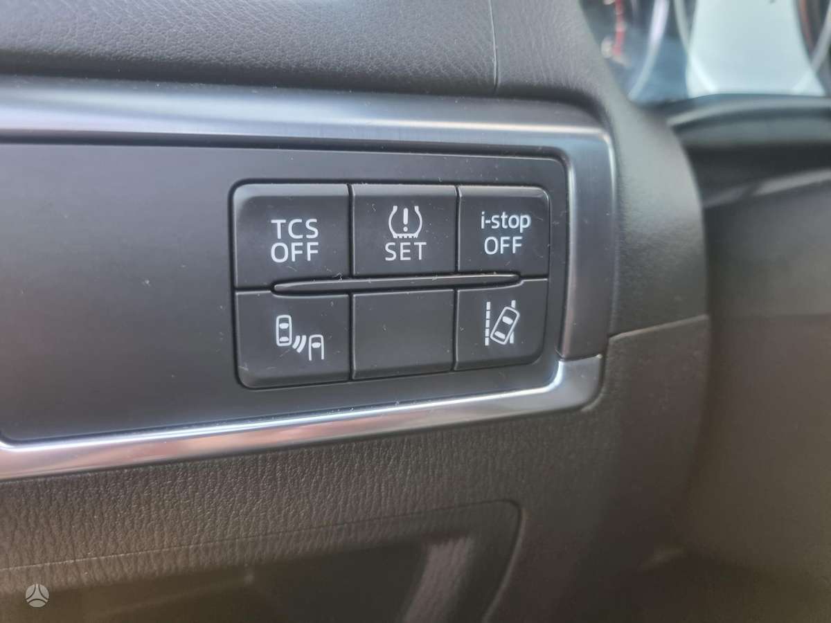 Mazda CX-5, 2.2 l., off-road / crossover
