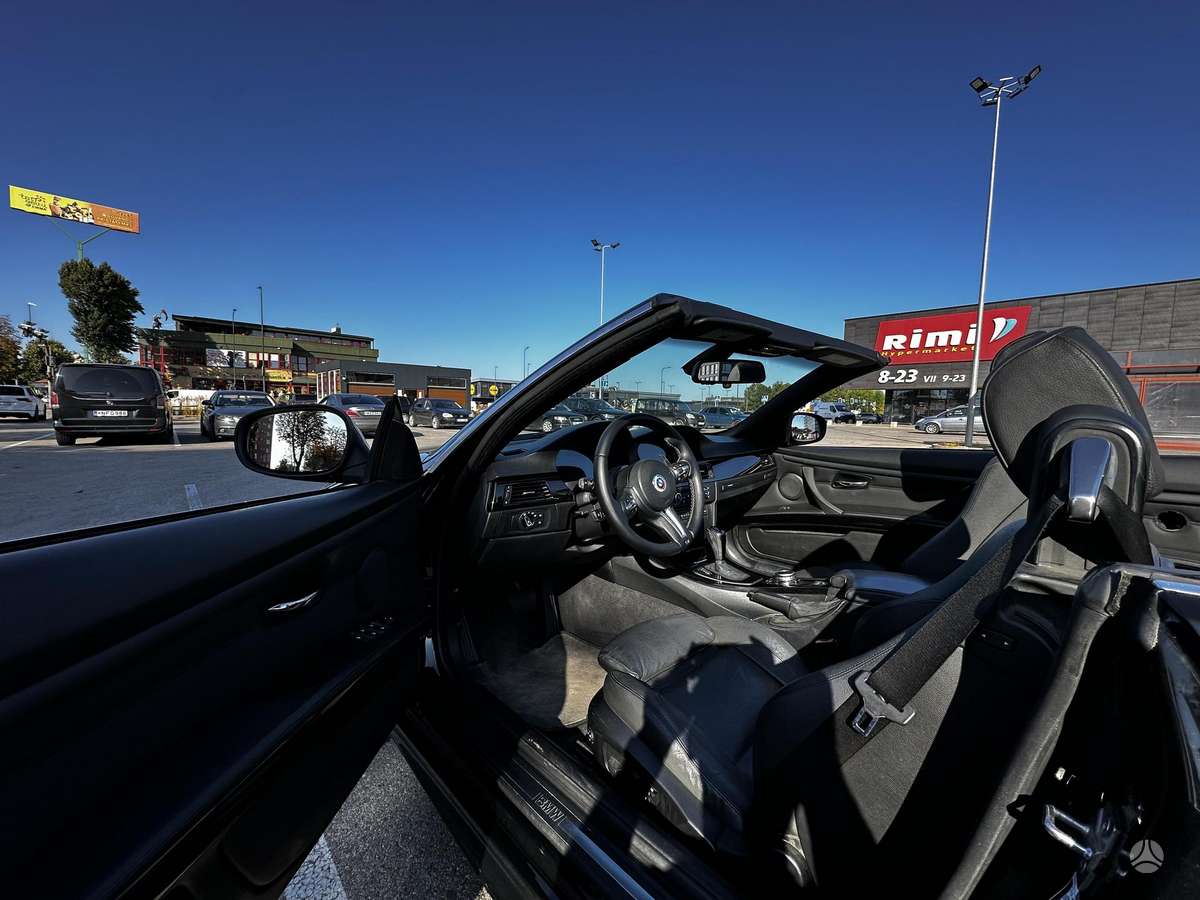 BMW 335, 3.0 l., convertible