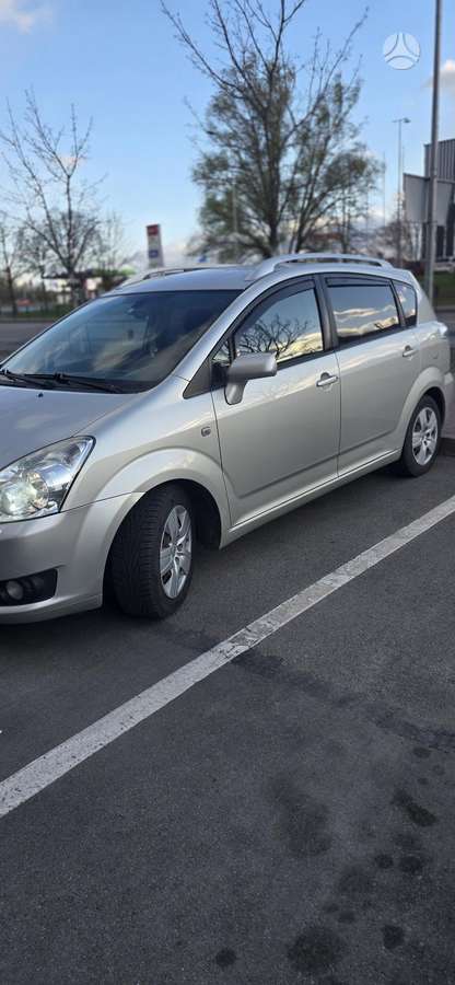 Toyota Corolla Verso - 2