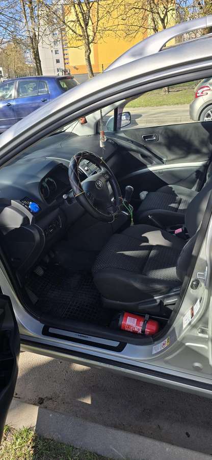 Toyota Corolla Verso - 9