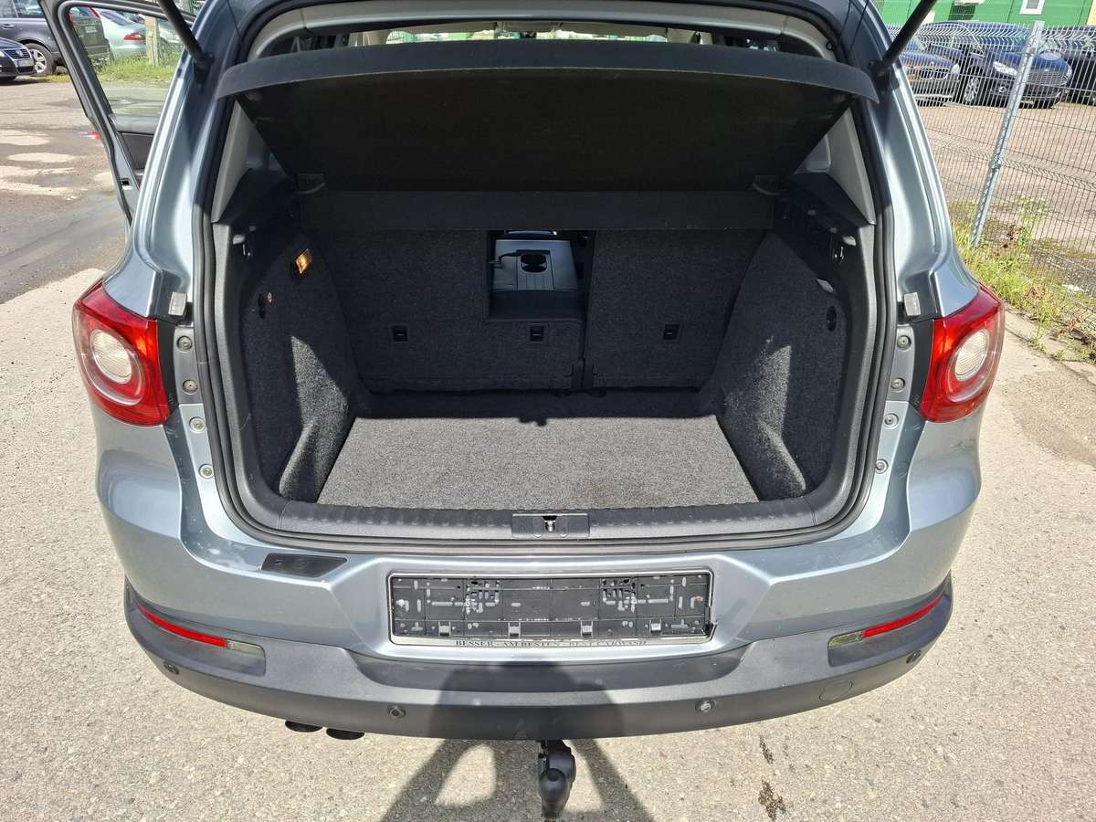 Volkswagen Tiguan - 6